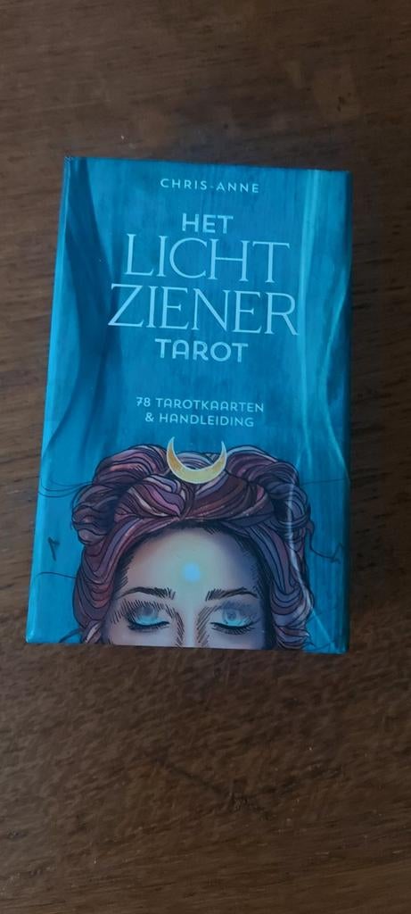 Het Lichtziener Tarot - Chris-Anne tarot kaarten, Boeken, Tarot of Kaarten leggen, Ophalen of Verzenden, Zo goed als nieuw, Chris-Anne