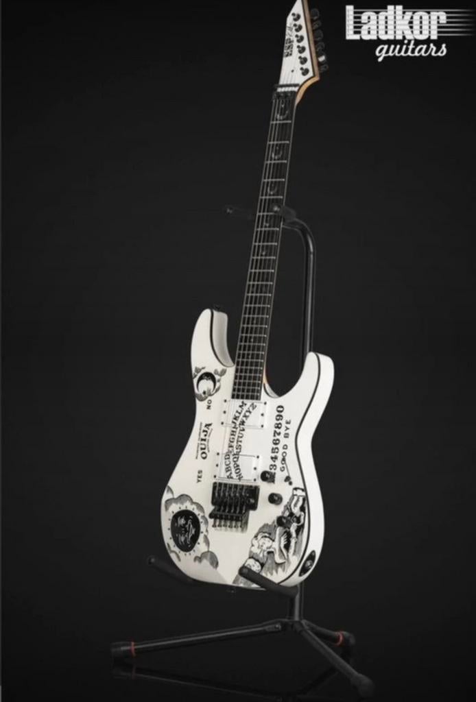 Miniatuur Gitaar Kirk Hammett Metallica OUIJA Wit, Ophalen, Nieuw