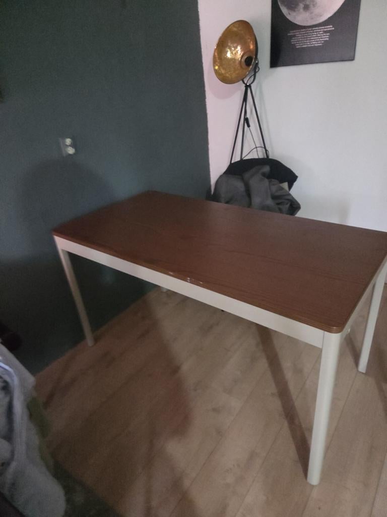 IKEA IDÅSEN eettafel nette staat, Huis en Inrichting, Bureaus, Overige stijlen, Overige typen, Hout, Ophalen of Verzenden