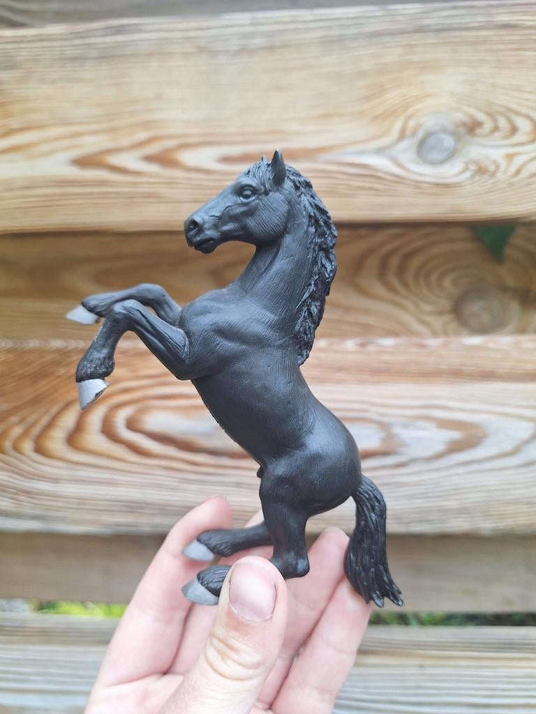Schleich Morgan steigerend paardje uit 1997, Ophalen of Verzenden, Zo goed als nieuw, Paard, Beeldje of Figuurtje
