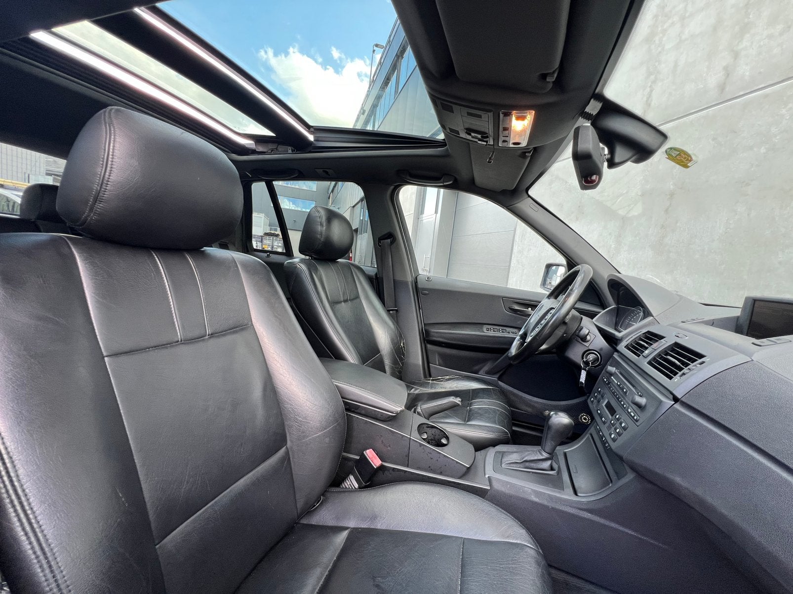 Zwarte BMW X3 2.5i SUV 4X4 Automaat/APK/Panoramadak/Leer/AC!, Automaat, 1800 kg, Zwart, Bedrijf