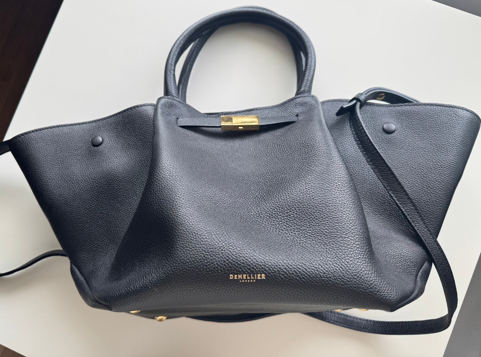Demellier midi New York bag, Sieraden, Tassen en Uiterlijk, Tassen | Damestassen, Verzenden, Zo goed als nieuw, Zwart, Overige typen