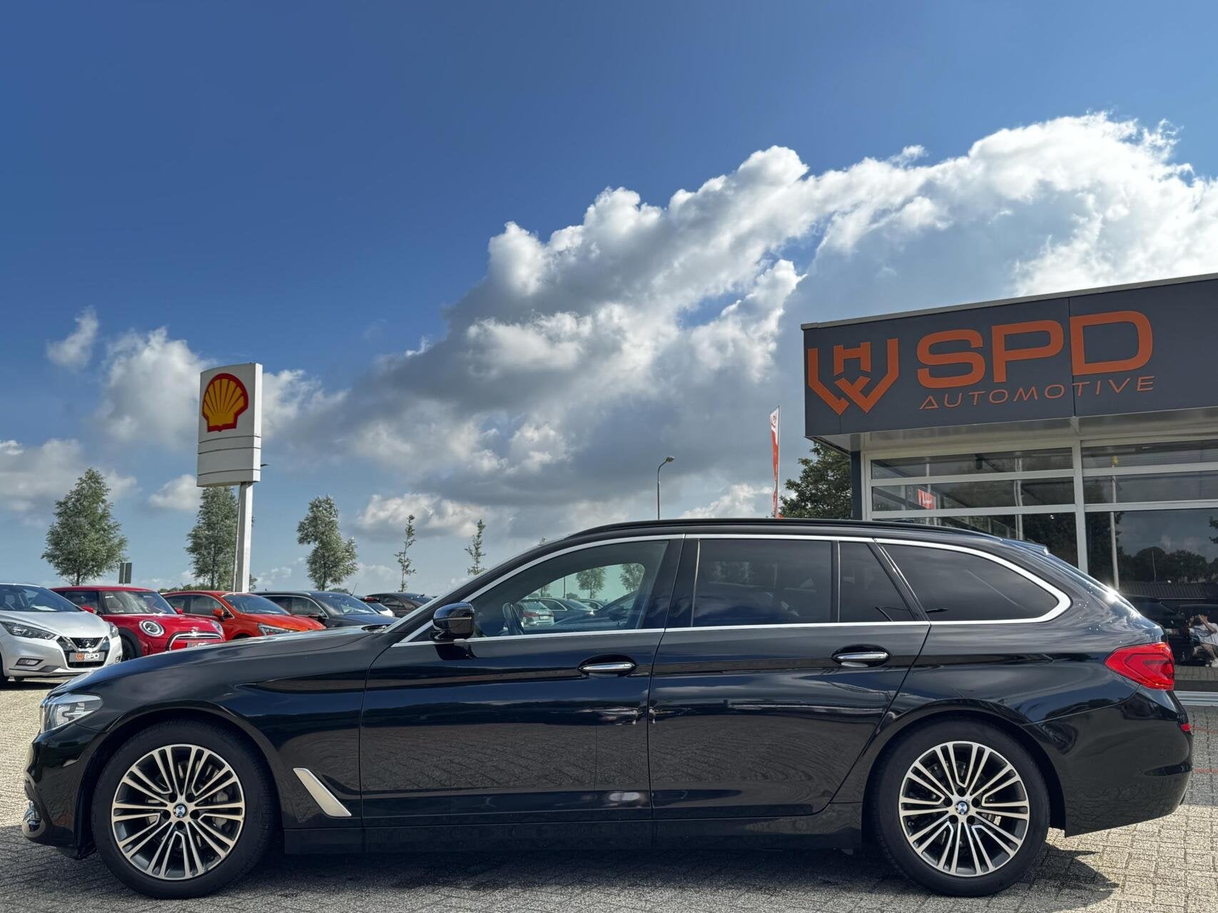 BMW 5-serie Touring 530i High Executiv|Sport-Line|Trekha|LED, Auto's, Automaat, 1998 cc, Achterwielaandrijving, Gebruikt