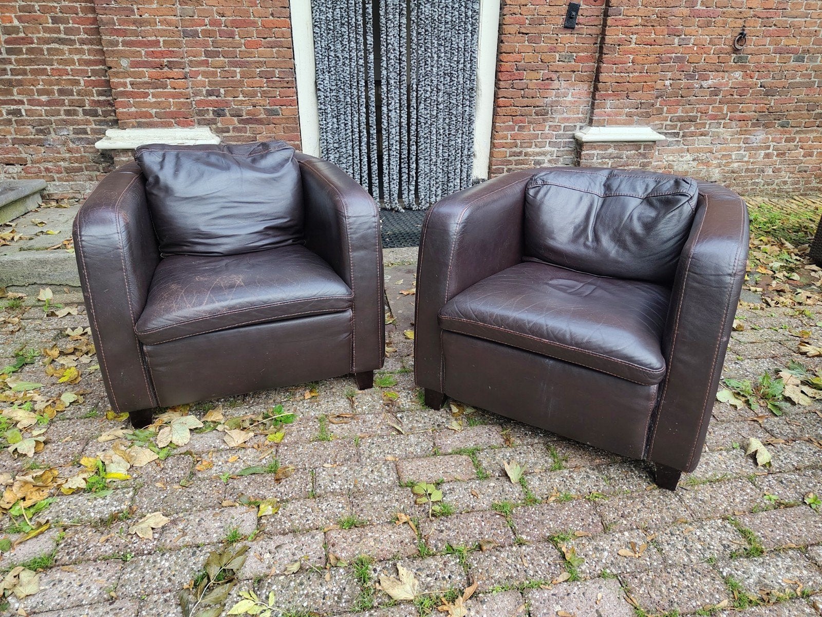 Twee bruine leren fauteuils - gebruikt, Ophalen, Gebruikt, Twee, Klassiek, Comfortabel