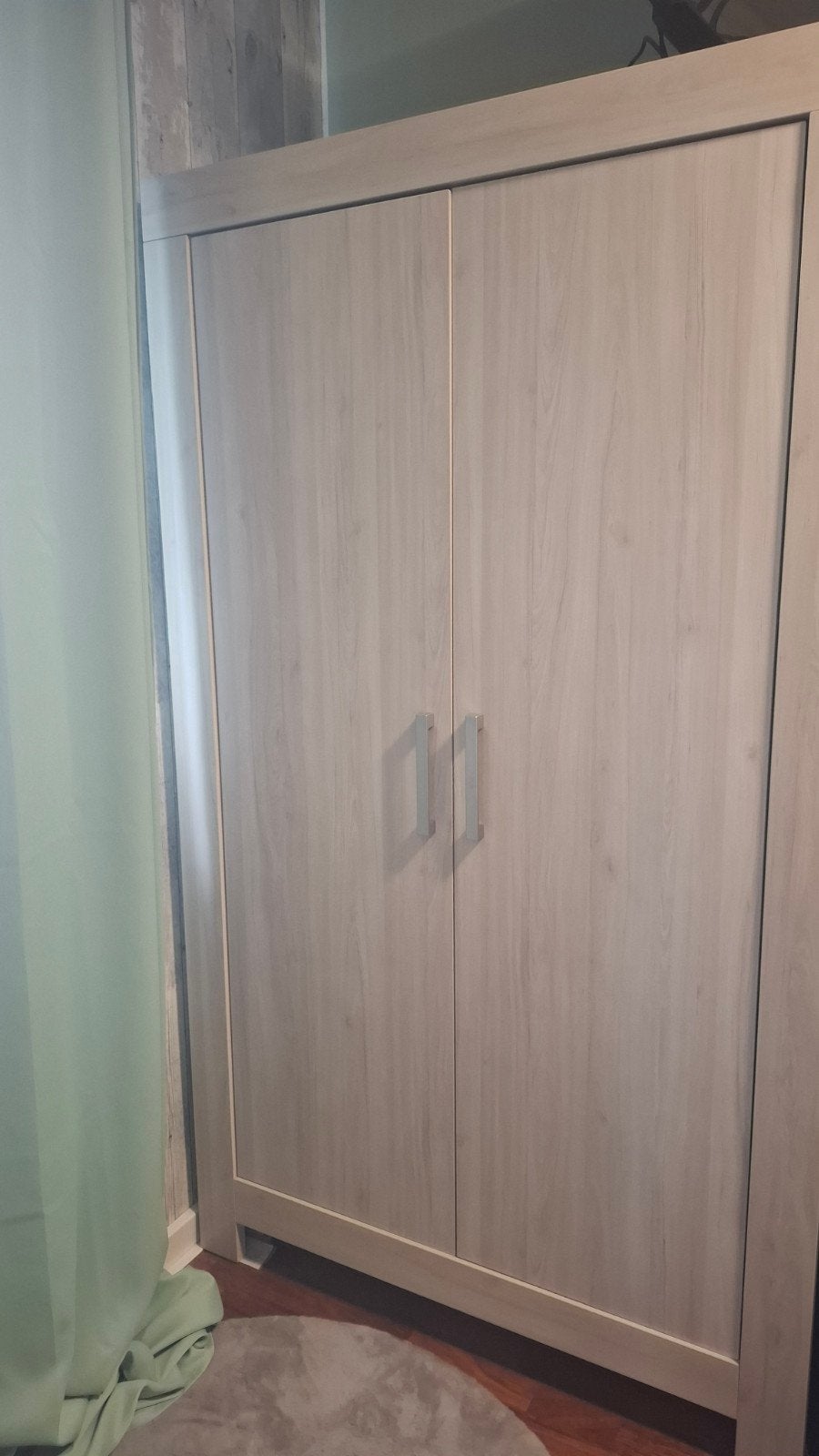 Kledingkast, Huis en Inrichting, Kasten | Kledingkasten, Ophalen, Met deur(en), 100 tot 150 cm, Zo goed als nieuw
