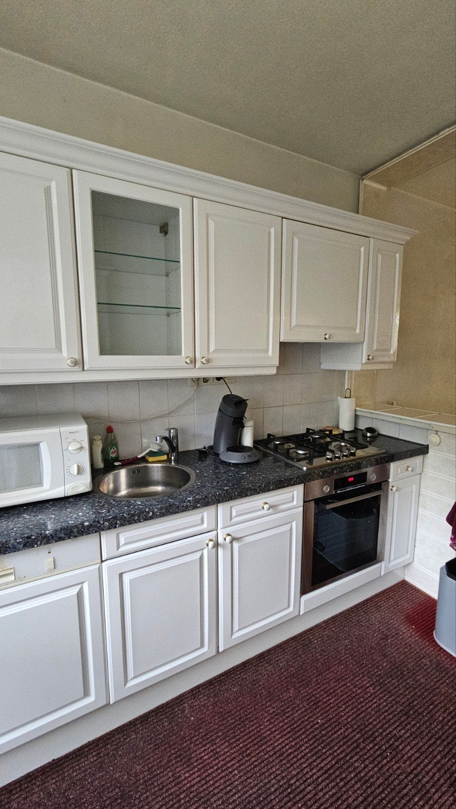 Witte keuken inclusief fornuis - Ophalen eind juli, Ophalen, Gebruikt, Wit, Enkelwandige keuken