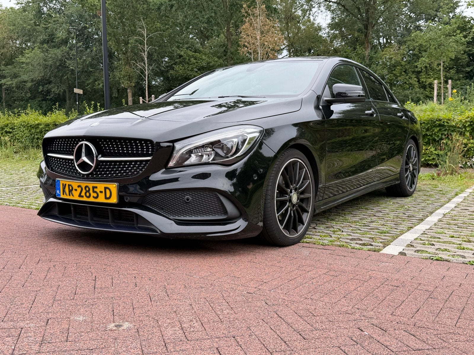 Mercedes CLA 180 AMG Night Edition Plus 7 Traps, Auto's, Mercedes-Benz, 4 cilinders, 715 kg, 1200 kg, 19 km/l