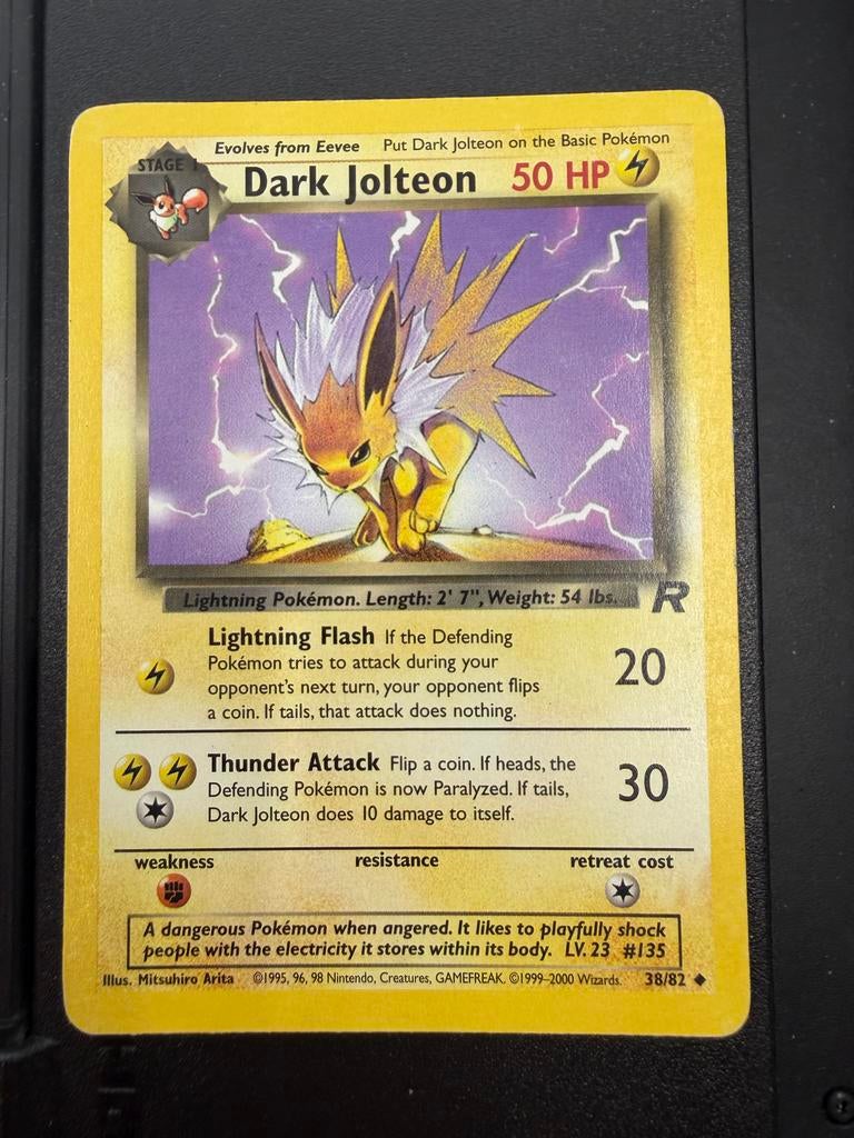 Dark Jolteon Pokémon Kaart 38/82 (Team Rocket Set), Ophalen of Verzenden, Gebruikt, Losse kaart