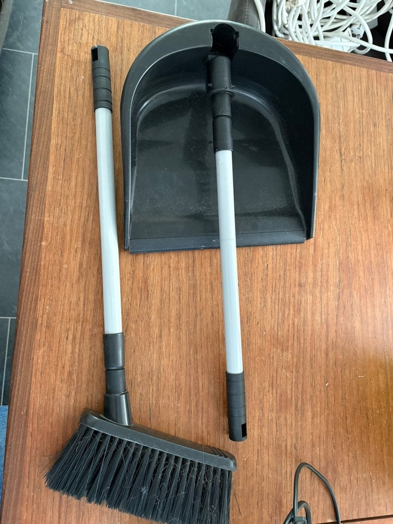 Plastic handveger en blik met uitschuifbare steel, Ophalen of Verzenden, Gebruikt