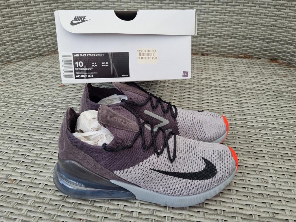 Nike air max 270 flynit maat 44, Kleding | Heren, Schoenen, Ophalen of Verzenden, Zo goed als nieuw, Zwart
