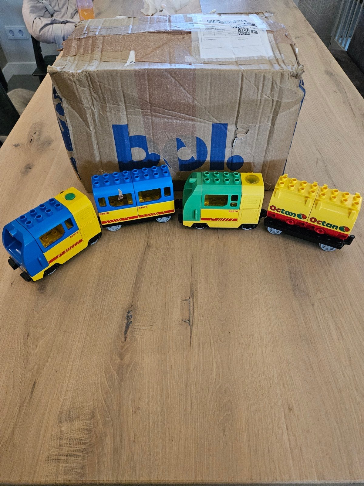 Duplo 2 elektrische treinen 5608 en 5609, Ophalen of Verzenden, Zo goed als nieuw, Duplo