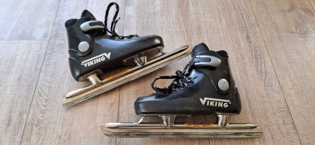 Viking Combinoren Combi Noren maat 32 goede staat, Sport en Fitness, Schaatsen, Viking, Gebruikt, Combinoren, Ophalen of Verzenden
