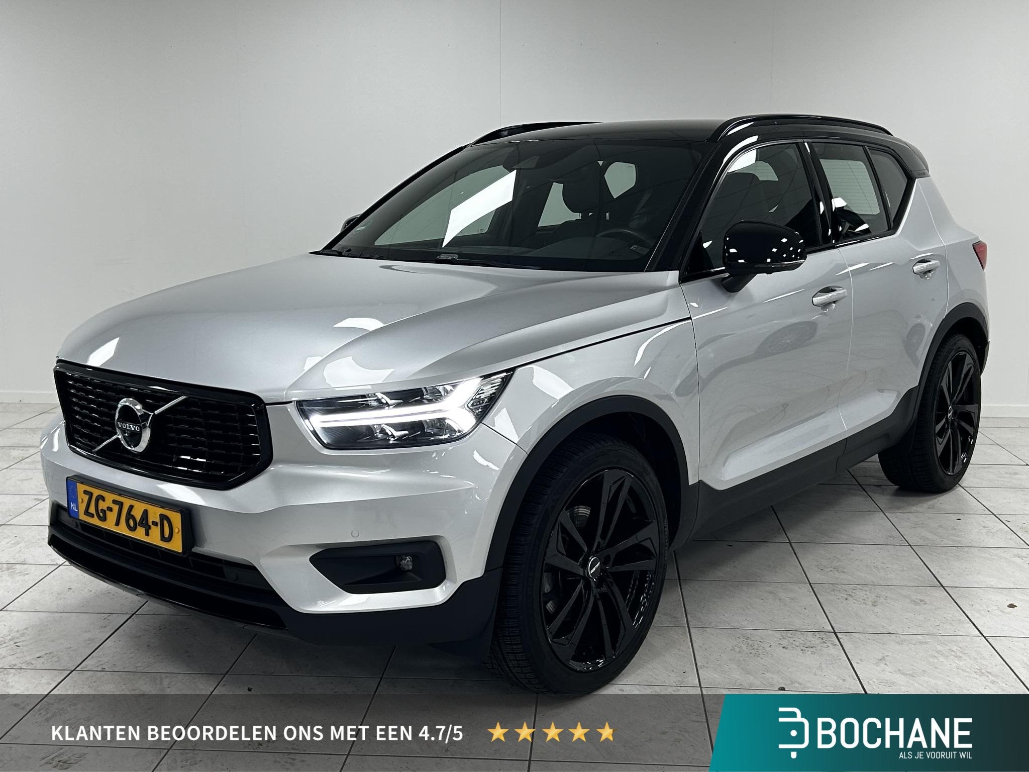 Volvo XC40 2.0 T4 R-Design NAVIGATIE | WEGKLAPBARE TREKHAAK, 15 km/l, Lichtsensor, 93 €/maand, SUV of Terreinwagen