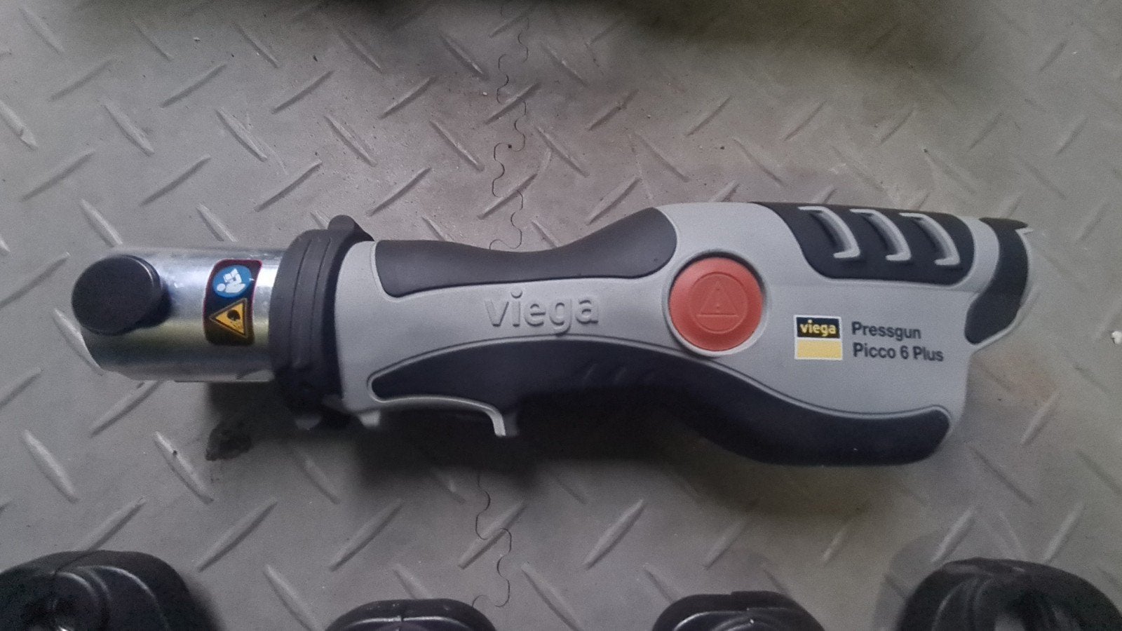 Viega Picco 6 Plus Pressgun met diverse bekken, Doe-het-zelf en Verbouw, Gereedschap | Handgereedschap, Ophalen of Verzenden, Gebruikt