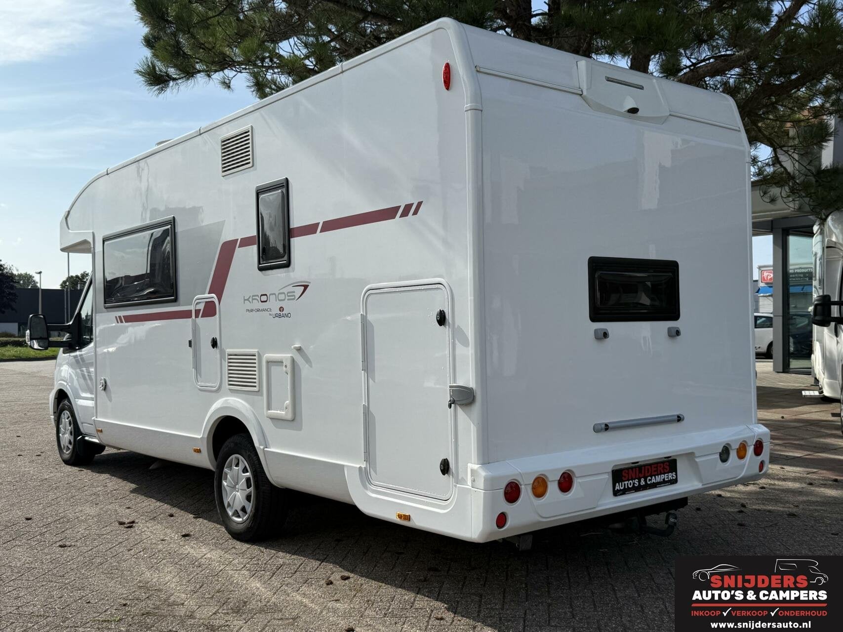 Caravans And Camping Roller