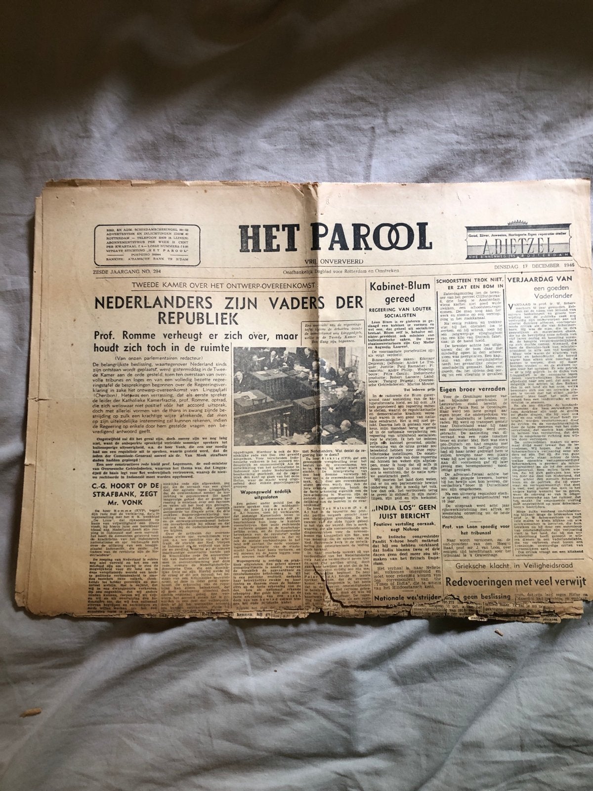 Historische kranten uit 1947: Het Parool, Het Vrije Volk, Ophalen of Verzenden, Gelezen, Krant