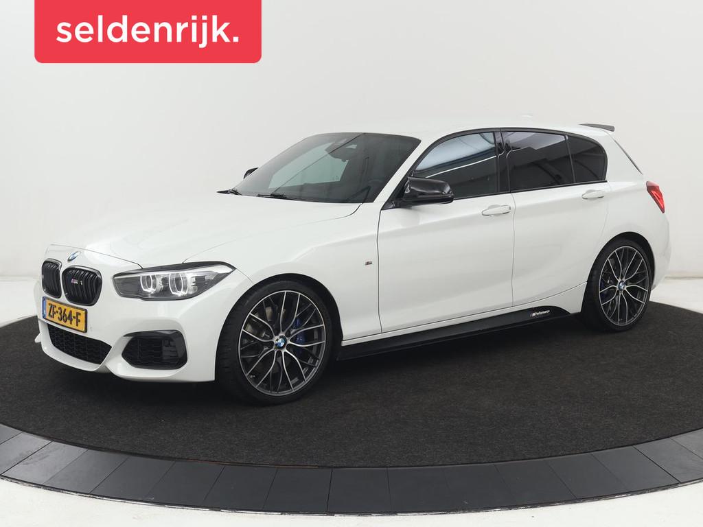 BMW 1-serie M140i High Executive | Stoelverwarming | Carplay, Auto's, BMW, Achterwielaandrijving, Gebruikt, Euro 6, 6 cilinders