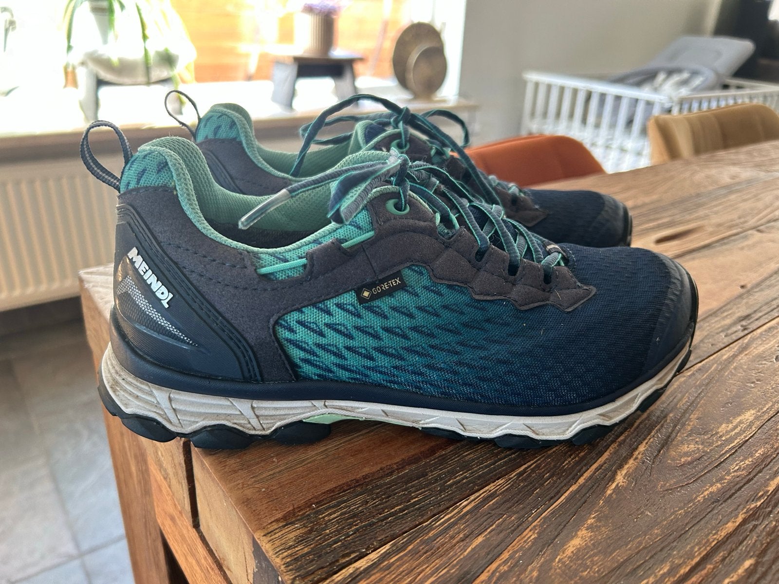 Meindl Gore-Tex wandelschoenen - Zo goed als nieuw, Ophalen of Verzenden, Zo goed als nieuw, Blauw, Wandelschoenen