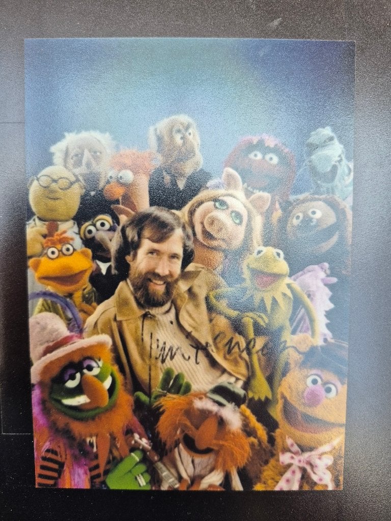 rare photo with signature Jim Henson with the muppets, copie, Ophalen of Verzenden, Nieuw, Tv, Overige typen