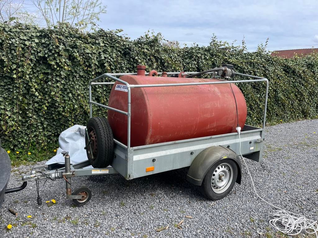 Dieseltank 1200l met 230v vulsysteem spuitpistool, Ophalen, Gebruikt