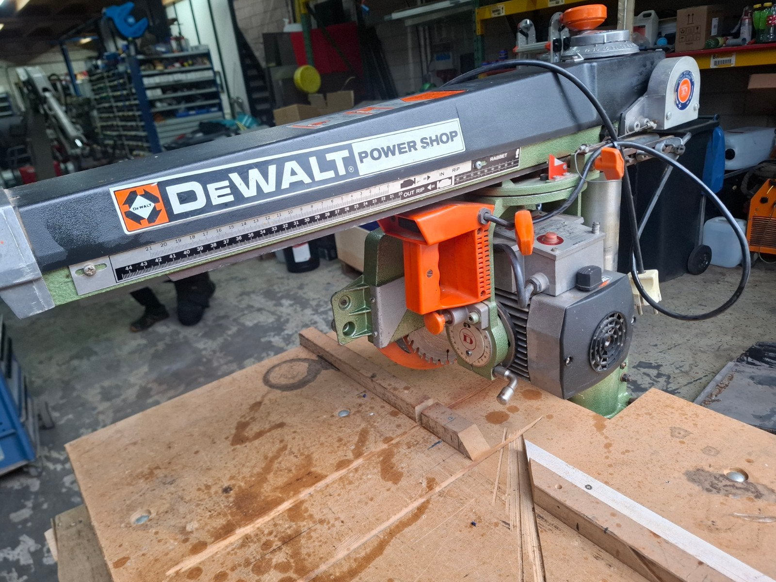 DeWalt Power Shop Afkortzaag, Doe-het-zelf en Verbouw, Gereedschap | Zaagmachines, Ophalen of Verzenden, 1200 watt of meer, Afkortzaag