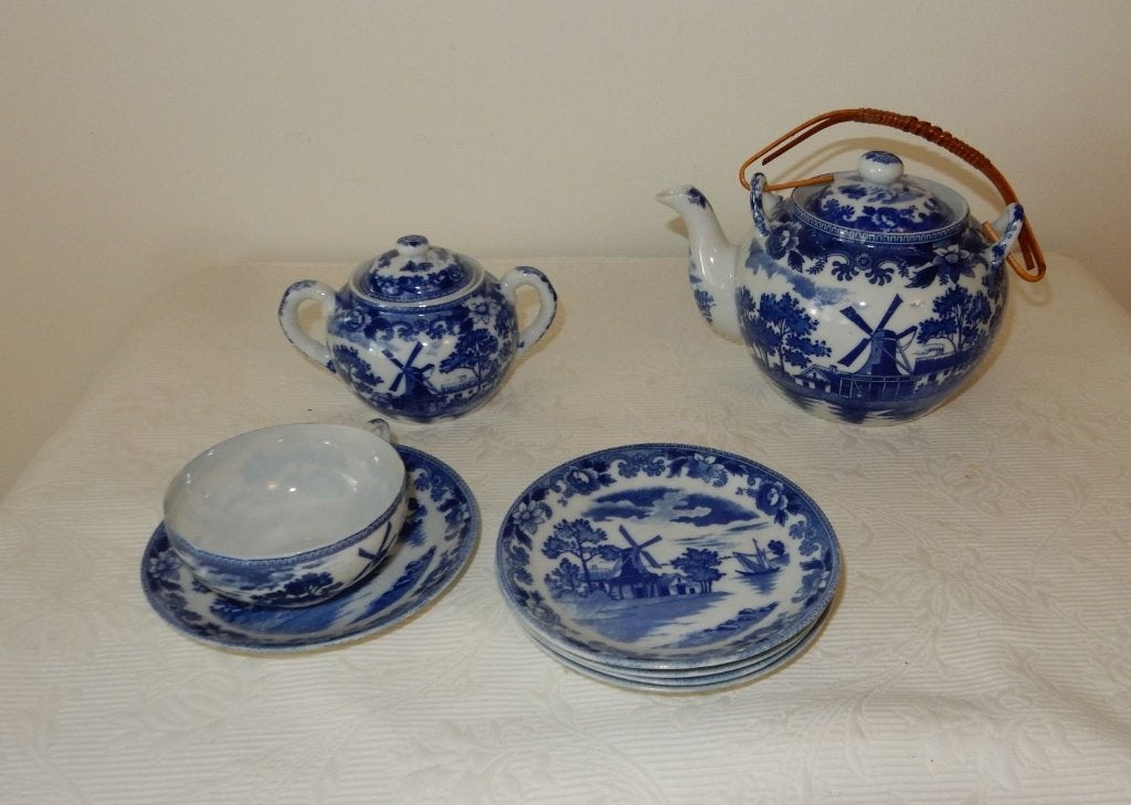 Blauw servies met molen., Ophalen