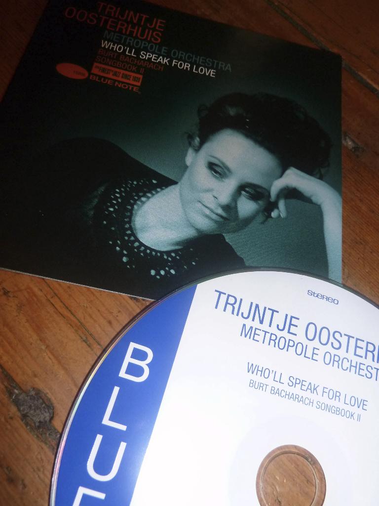CD - Trijntje Oosterhuis Who 'll Speak For Love - 2007, Ophalen of Verzenden, 1980 tot heden, Zo goed als nieuw, Jazz