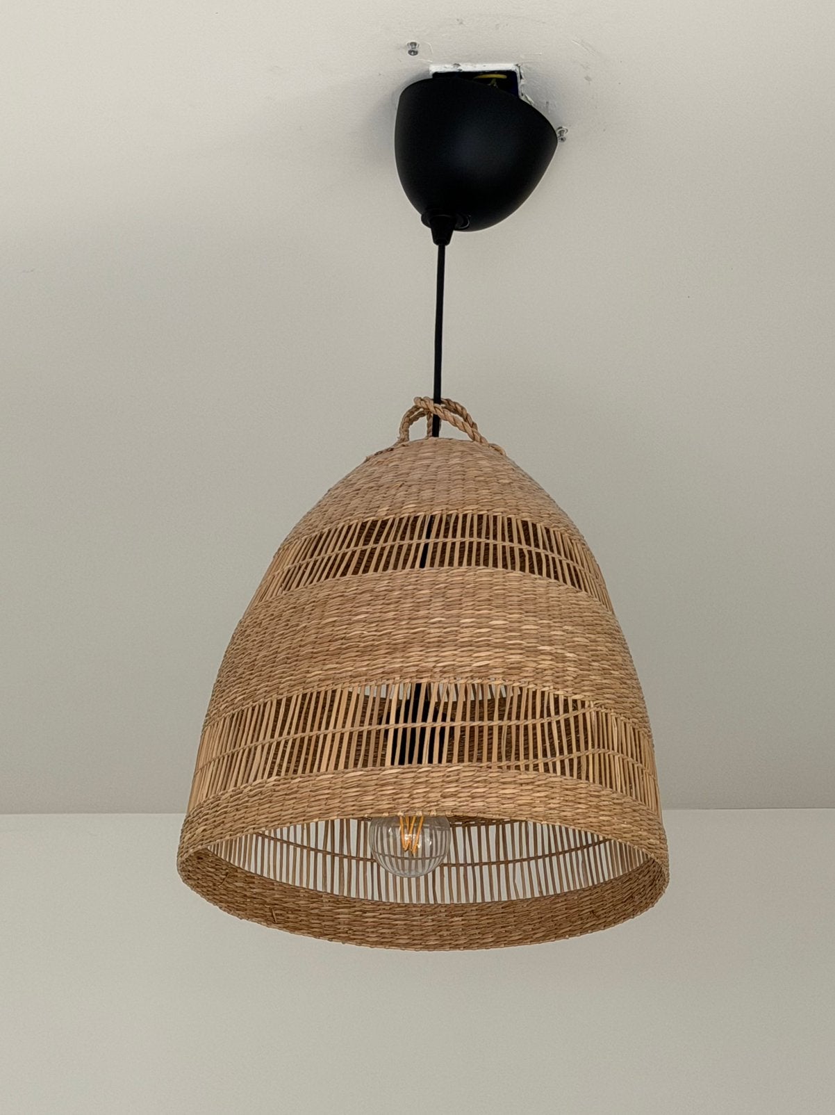 Rieten lamp (incl bulb), Huis en Inrichting, Ophalen, Zo goed als nieuw