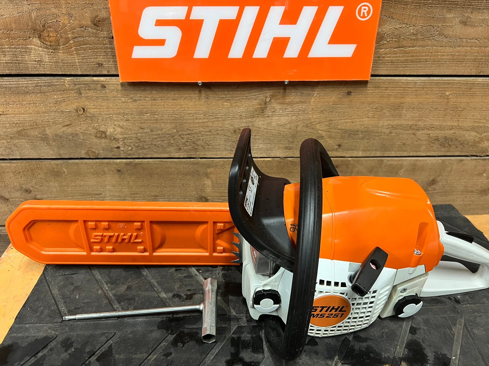 Stihl MS251. Video op mijn Instagram @38LTtools, O, Ms 251, Ophalen of Verzenden, Ms251