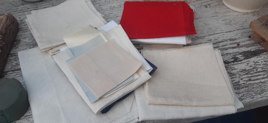 Hele stapel borduurstof alle soorten div afm, Hobby en Vrije tijd, Ophalen, Nieuw, Handborduren, Overige typen