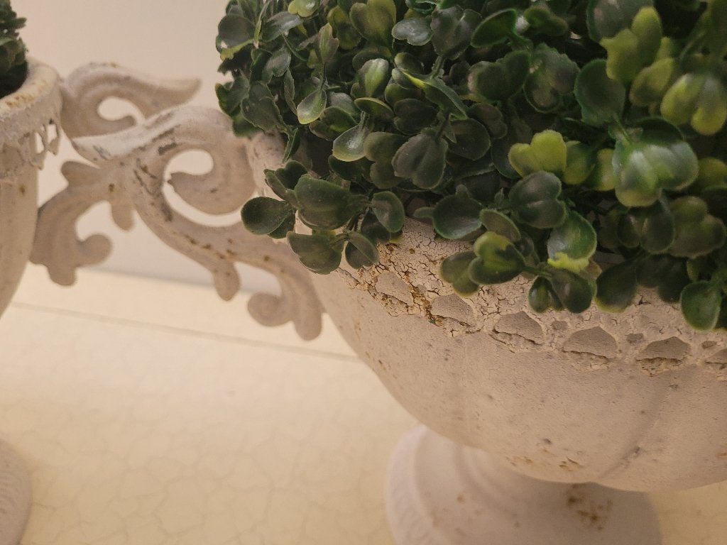 Nieuwe ovale metalen bloempotten p/st 29,95, Heikant 21 Kaatsheuvel, Belle Vieille Brocante, Nieuw, Ophalen of Verzenden