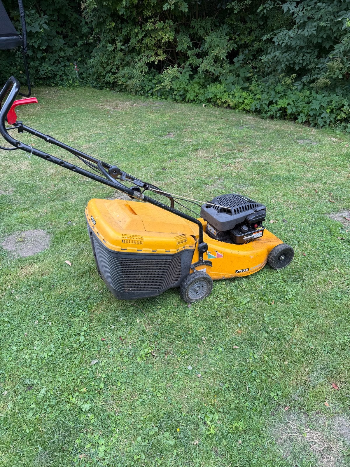 Stiga Combi 48 S Benzine Grasmaaier, Ophalen, Cirkelmaaier, Gebruikt, Opvangbak