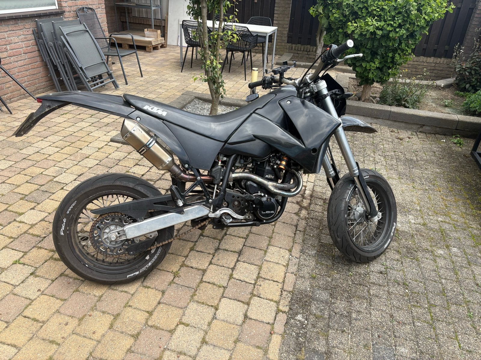 KTM 640 LC4 Supermoto met digitale teller en LED verlichting, Ophalen