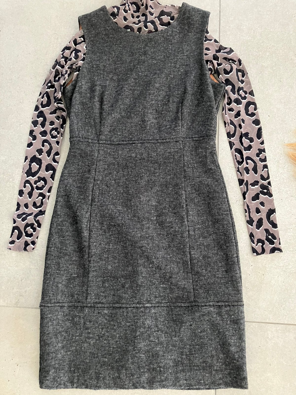 Zara overgooier, Kleding | Dames, Jurken, Maat 38/40 (M), Ophalen of Verzenden, Zo goed als nieuw, Grijs