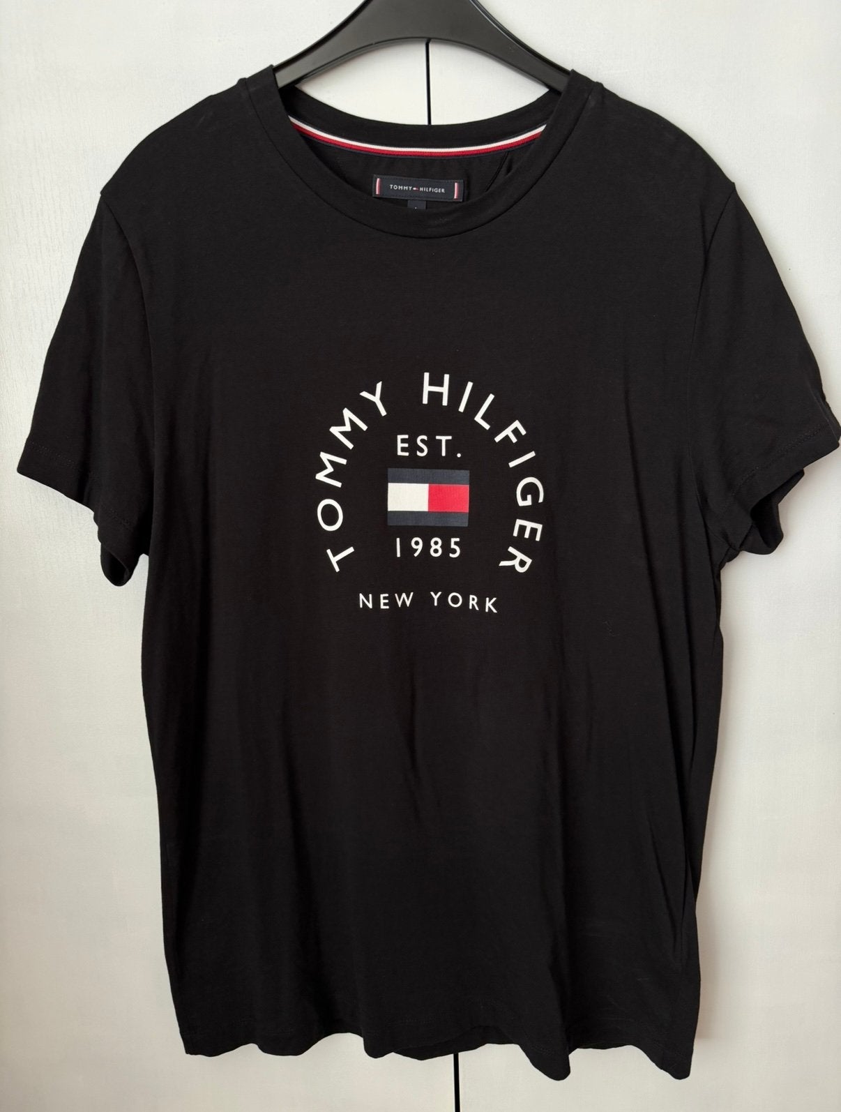 Tommy Hilfiger heren t-shirt (maat L) (nieuw), Ophalen of Verzenden, Zo goed als nieuw, Maat 52/54 (L)