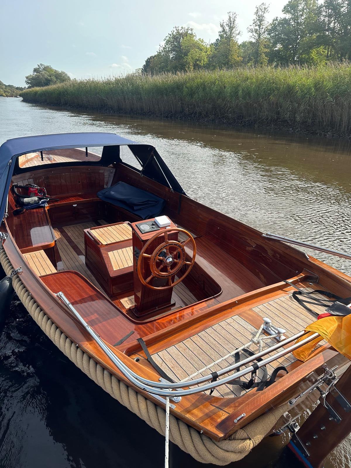 Schitterende MarcoPolo sloep, Ophalen, Zo goed als nieuw, Polyester, Anker