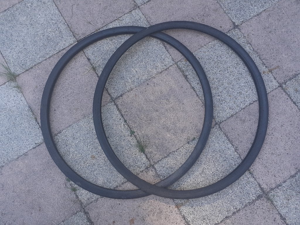 2 Buitenbanden 28 x 1 5/8 x 1 1/8, Ophalen, Band, Zo goed als nieuw, Rubber