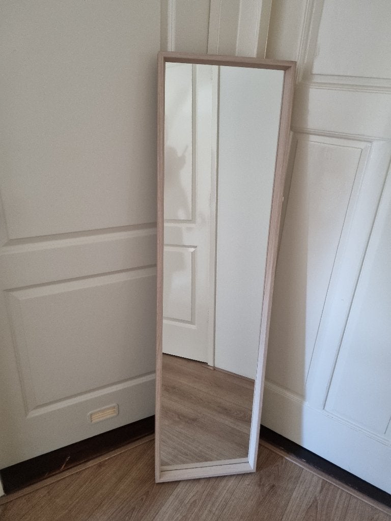 NISSEDAL spiegel 150x40cm (Standing Mirror), Ophalen, Minder dan 50 cm, 100 tot 150 cm, Zo goed als nieuw