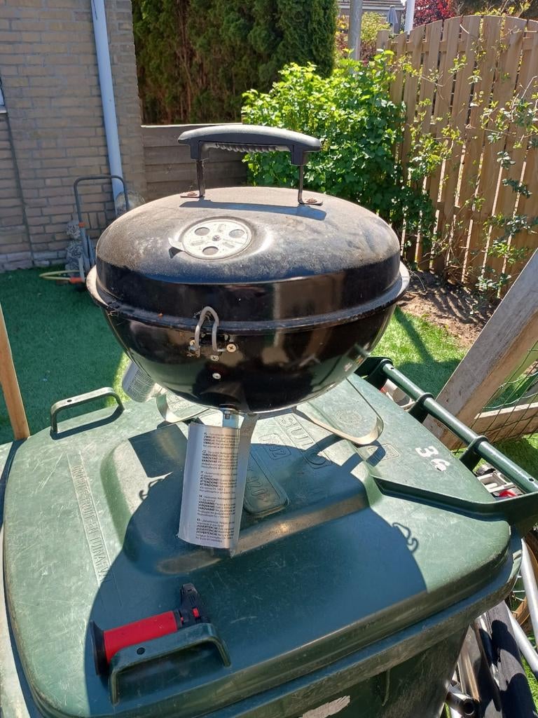 BBQ met briketten, aanmaakblokjes en brikettenstarter, Ophalen, Gebruikt