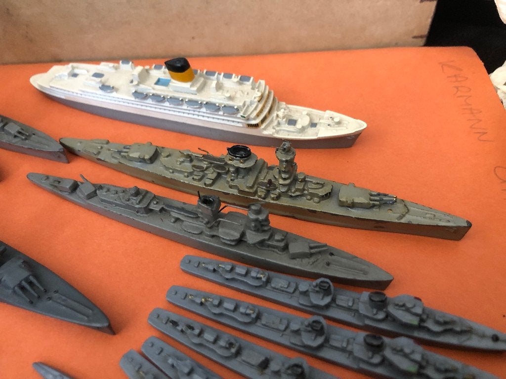 Wiking schepen 1:1250 oa de Oranje, Verzamelen, Scheepvaart, Ophalen of Verzenden, Gebruikt, Motorboot, Schaalmodel