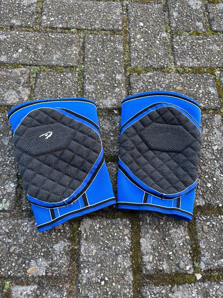 Kniebeschermers voor snowboarden, Sport en Fitness, Ophalen of Verzenden, Zo goed als nieuw, Helm of Bescherming