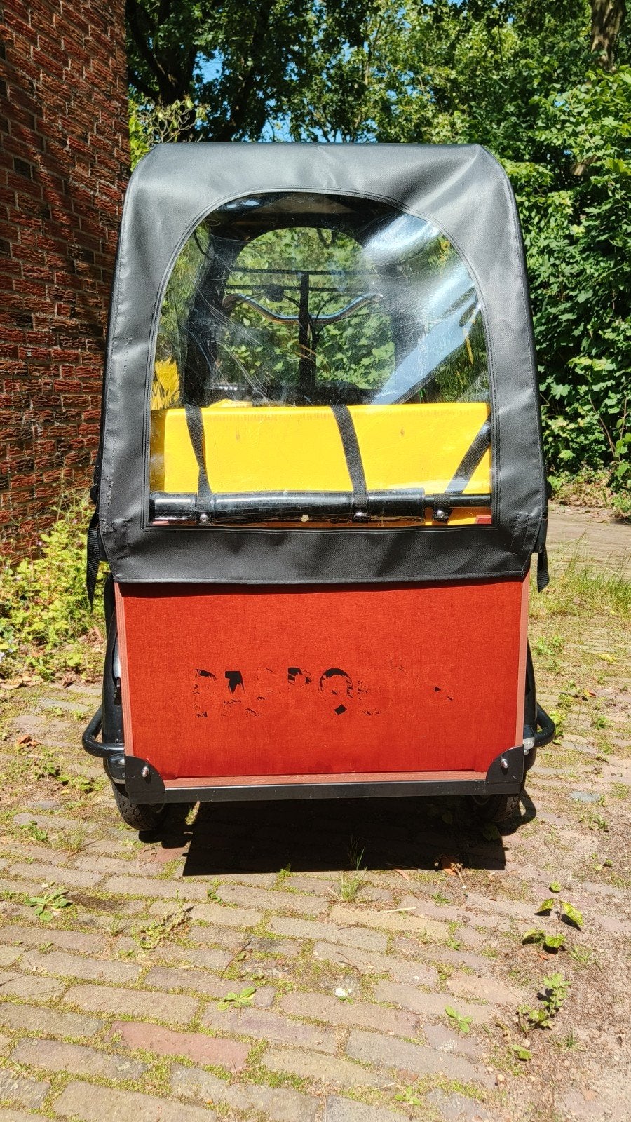 Babboe Big-E Bakfiets met Huif en Elektrische Ondersteuning, Fietsen en Brommers, Overige merken, 4 kinderen of meer, Gebruikt