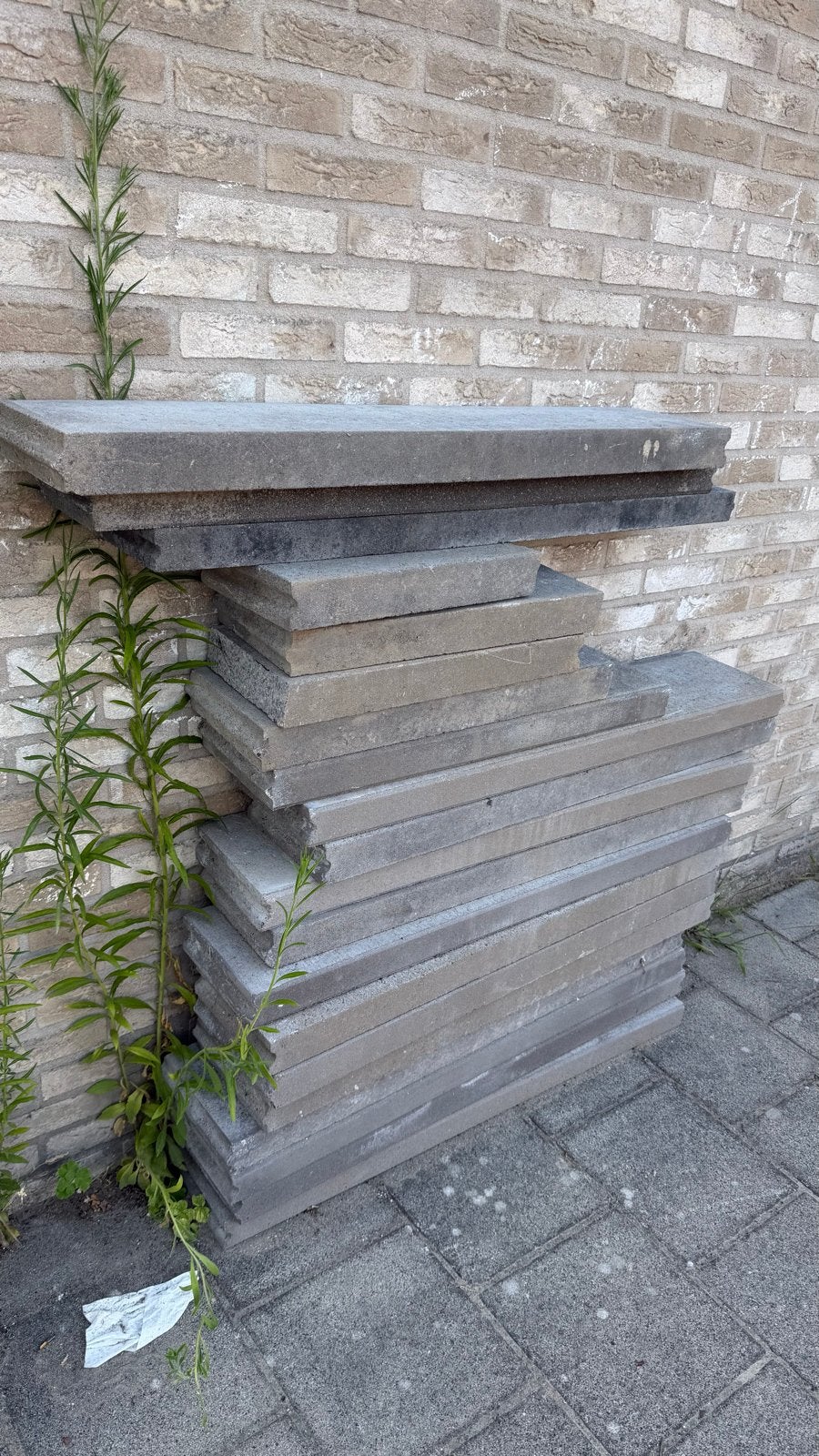 Oplsuitbanden grijs beton 100x20x6 en 100x15x5, Tuin en Terras, Grind, Keien en Split, Ophalen, Overige materialen, Gebruikt, Overige typen