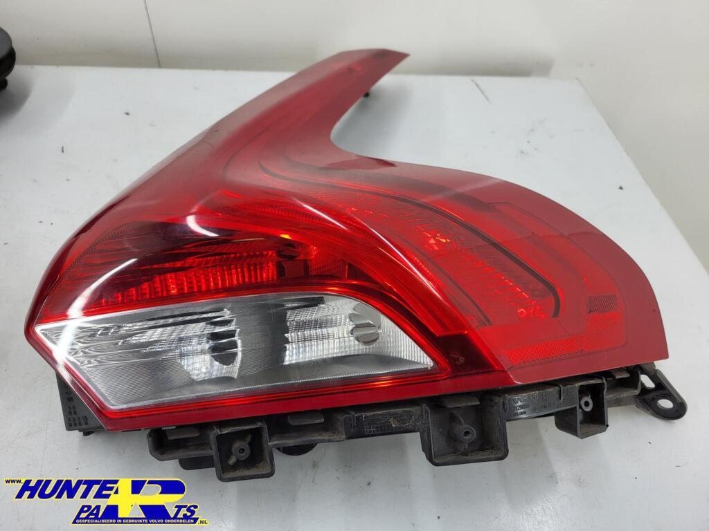 Achterlicht rechts Volvo V40 ('12-'19) 31395845, Gebruikt, Ophalen of Verzenden, Volvo, Volvo