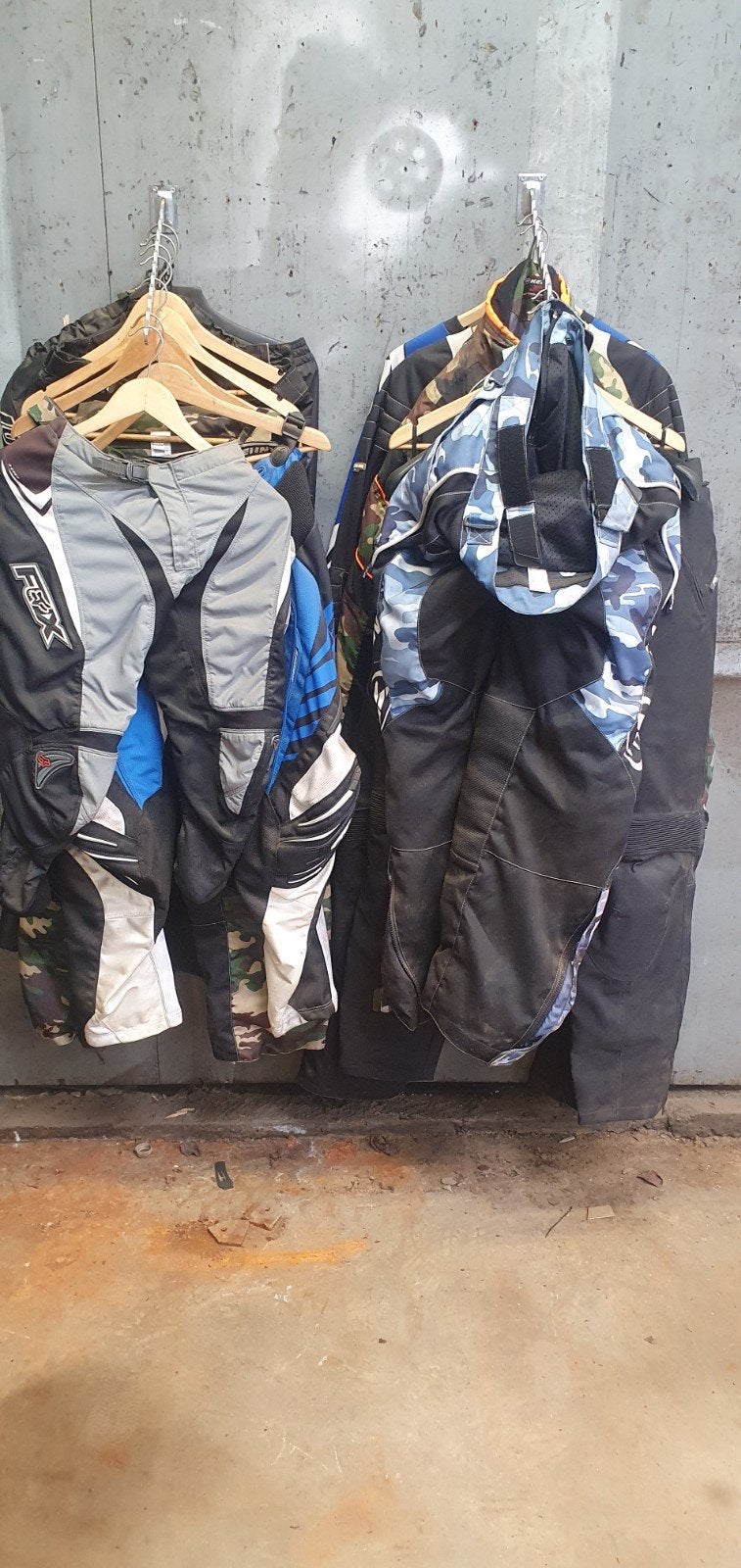 Partij kleding oa  kenny broeken, Motoren, Kleding | Motorkleding, Ophalen, Nieuw zonder kaartje