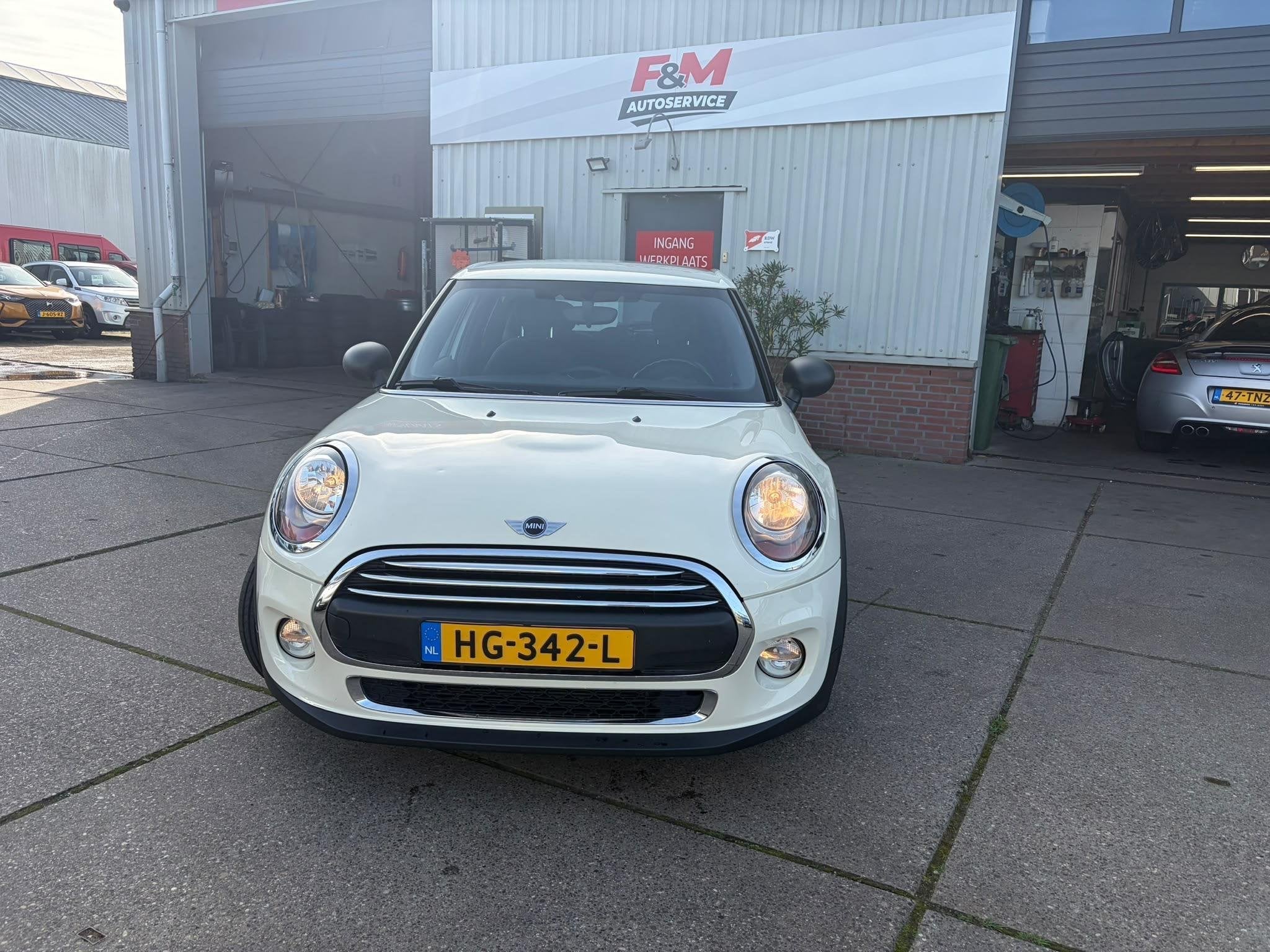 MINI 5-Deurs 1.2 One Distributieketting is vervangen, airco,, Auto's, Stof, Gebruikt, Navigatiesysteem, Bedrijf
