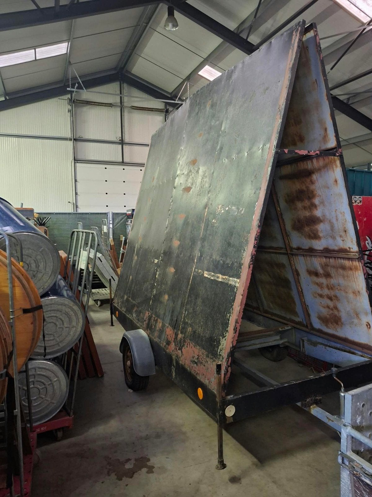 reclame aanhangwagen, Ophalen