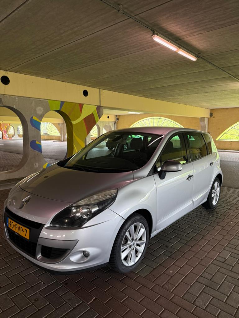Renault Scénic 1.4 TCE 96KW 2011 Grijs, Voorwielaandrijving, 1295 kg, 4 cilinders, 75 €/maand