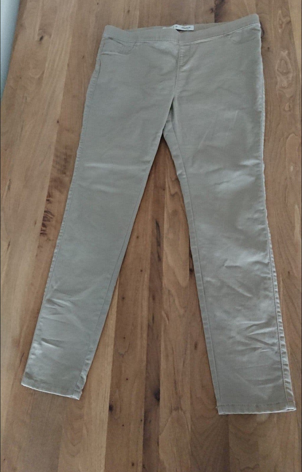 Mooie dames broek maat 44/XL, Beige, Maat 46/48 (XL) of groter, Ophalen of Verzenden, Lang