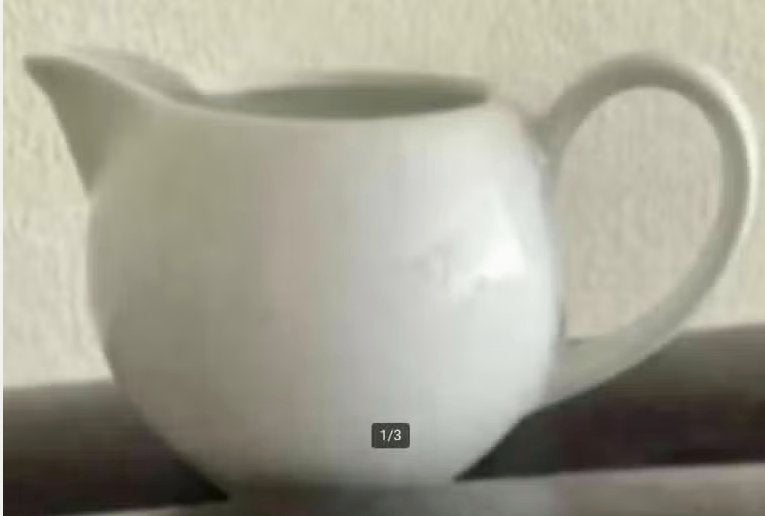 Melkkannetje, melkkan ikea; wit porselein; 2 stuks, Overige typen, Ophalen of Verzenden, Zo goed als nieuw, Overige stijlen